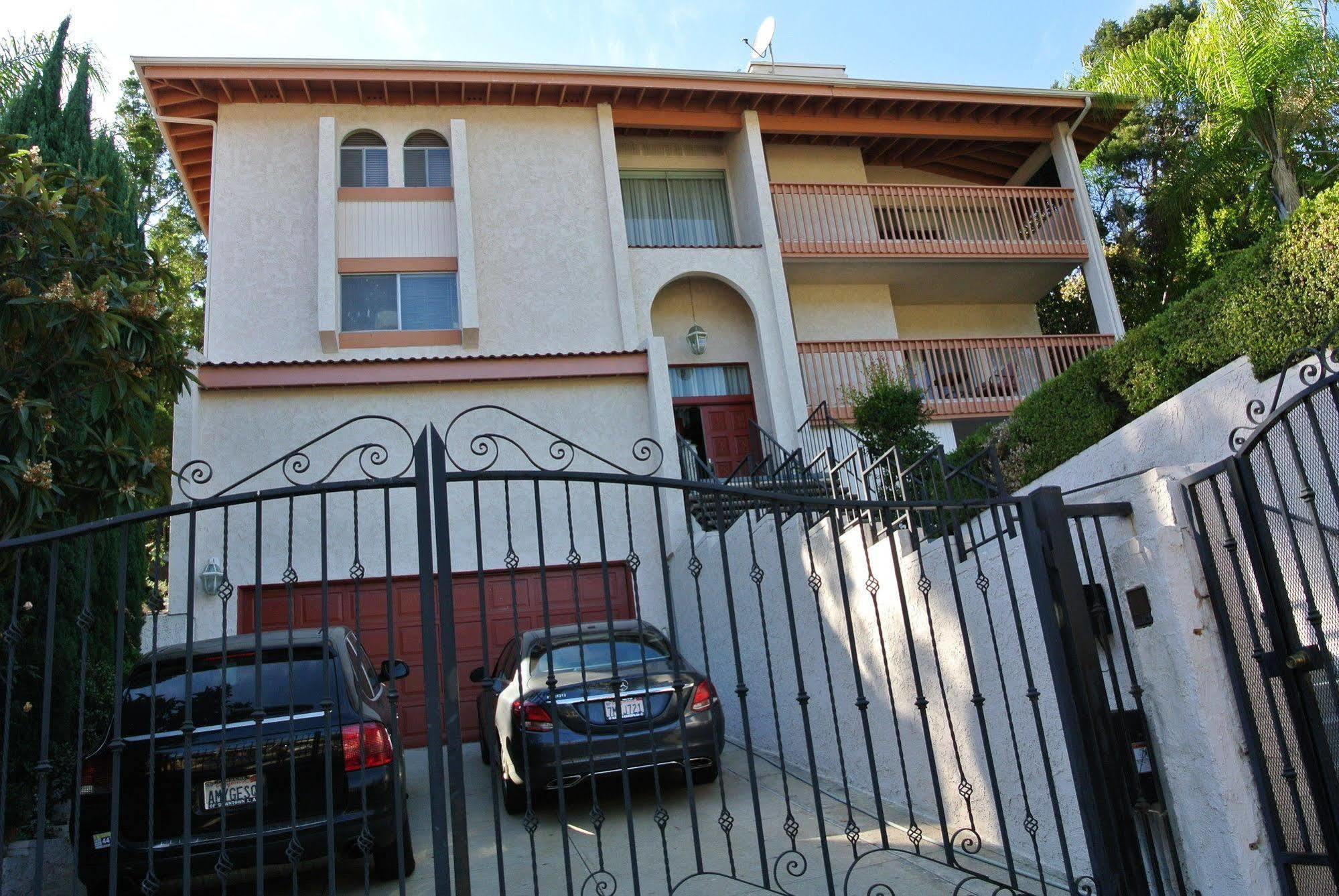Bed And Breakfast In Hollywood Hills Los Angeles Exterior photo